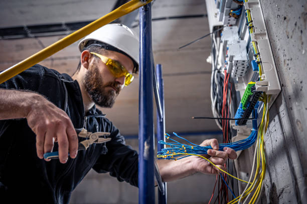 Best Circuit Breaker Repair  in St Charles, MN